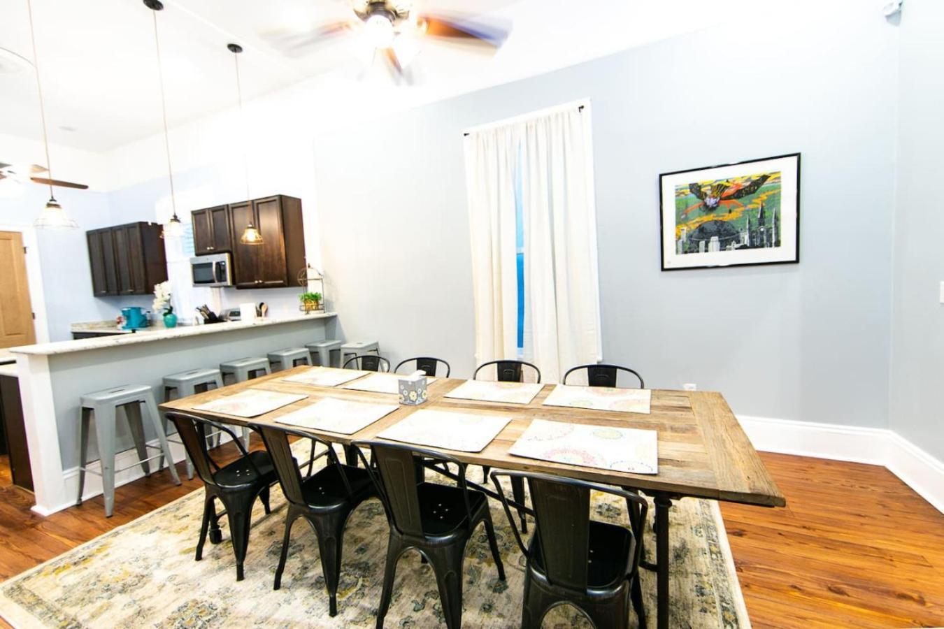 Elysian Historic - 4 Bed-4 Ensuite Baths * New Orleans