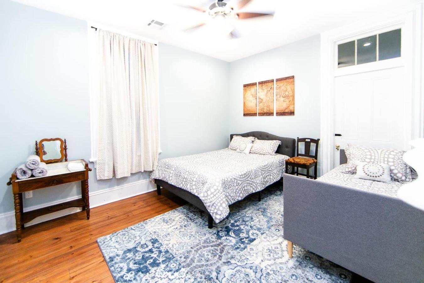 Elysian Historic - 4 Bed-4 Ensuite Baths Holiday home