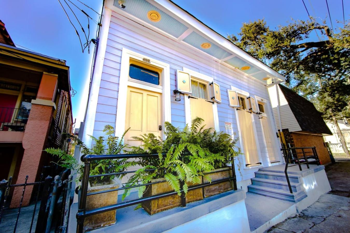 Elysian Historic - 4 Bed-4 Ensuite Baths Holiday home *